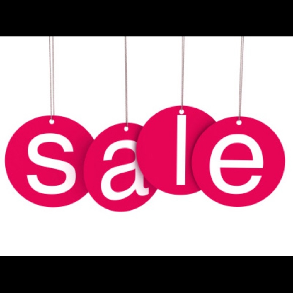 Closet sale!! Open to reasonable offers!!!! 💗💗